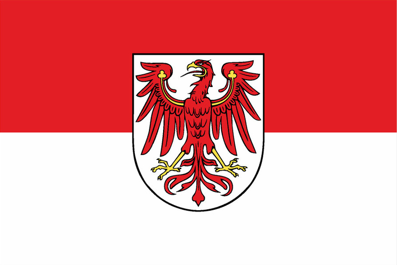 Landesflagge von Brandenburg mit Wappen